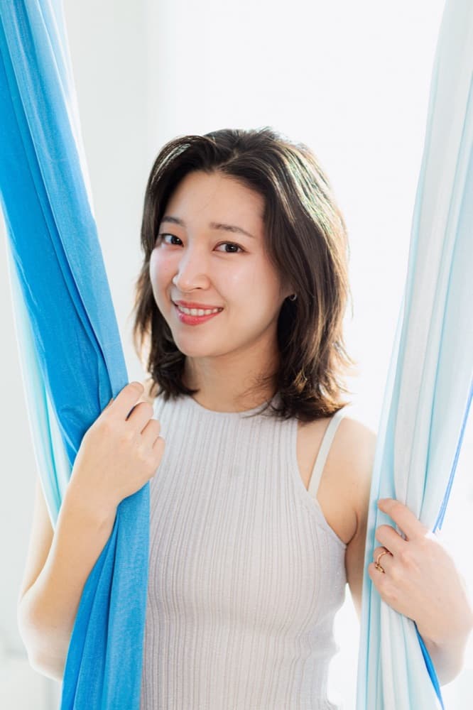 Shiona Lee — still 2